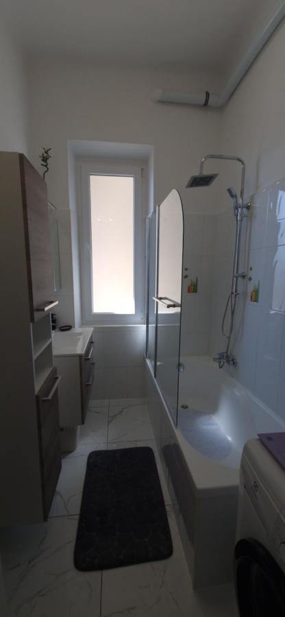 Mc Centar Apartman Apartment Pula Exterior photo