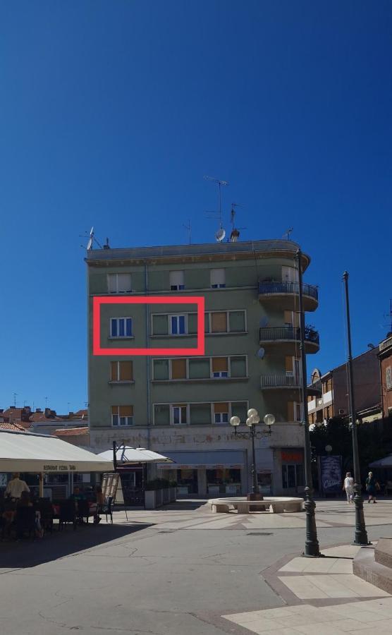Mc Centar Apartman Apartment Pula Exterior photo